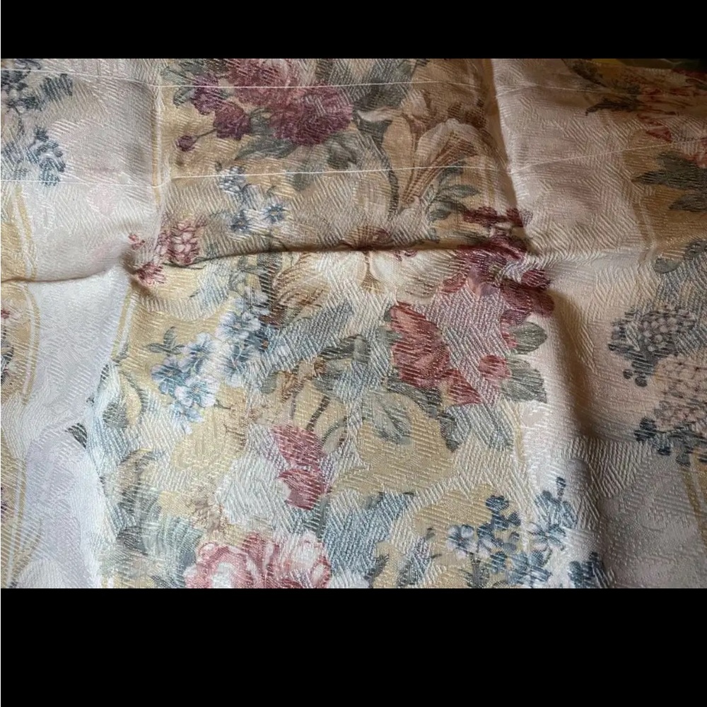 Hollander “Summer Porch” Blouson Vallance